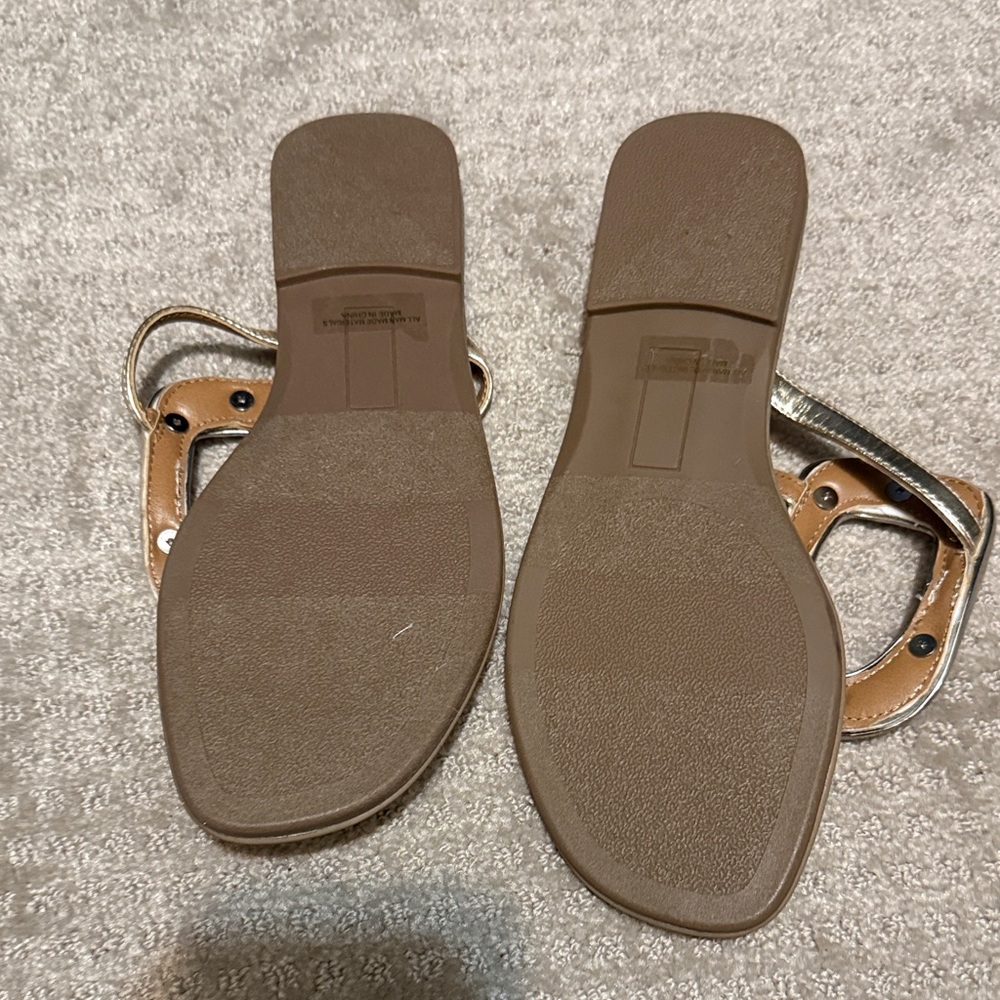 DV by Dolce Vita Metallic Gold and Silver Sandals - Picture 4 of 5